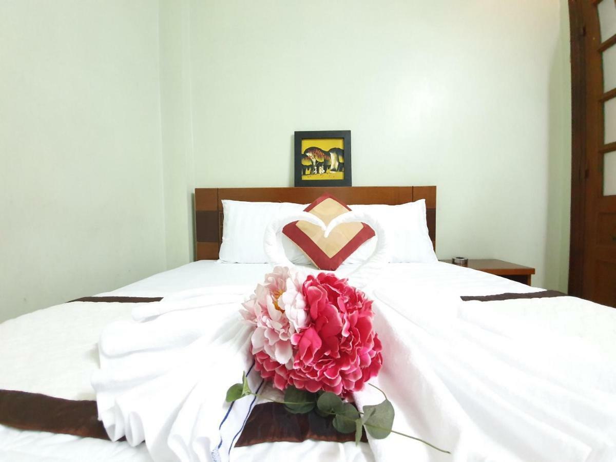 Hotel Khach San Truong Son Ho-Chi-Minh-Stadt Exterior foto